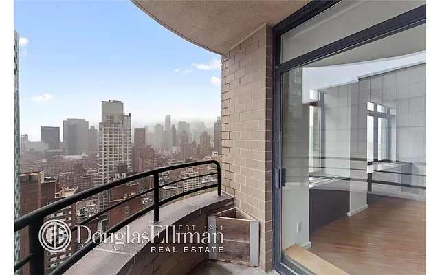 Rented by Douglas Elliman | media 30