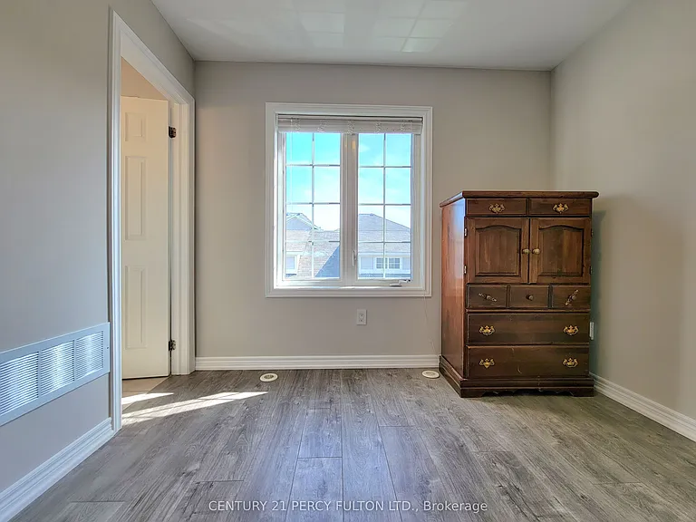 2740 Donald Cousens Pkwy #COACH — Photo 6