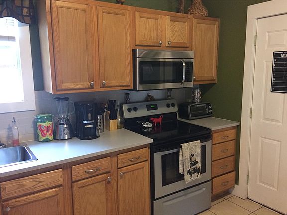 3rd image of 422 Washington Ave