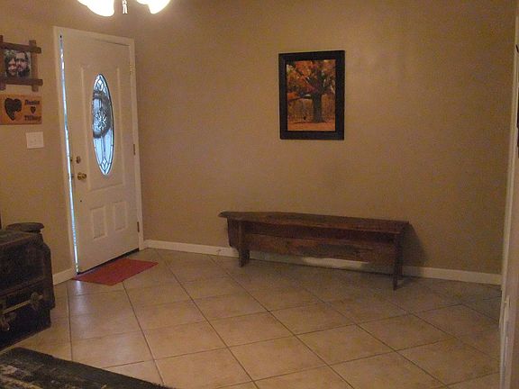 4th image of 230 Moriarty St