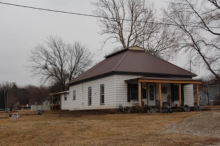 1st image of 711 Merchants Ave