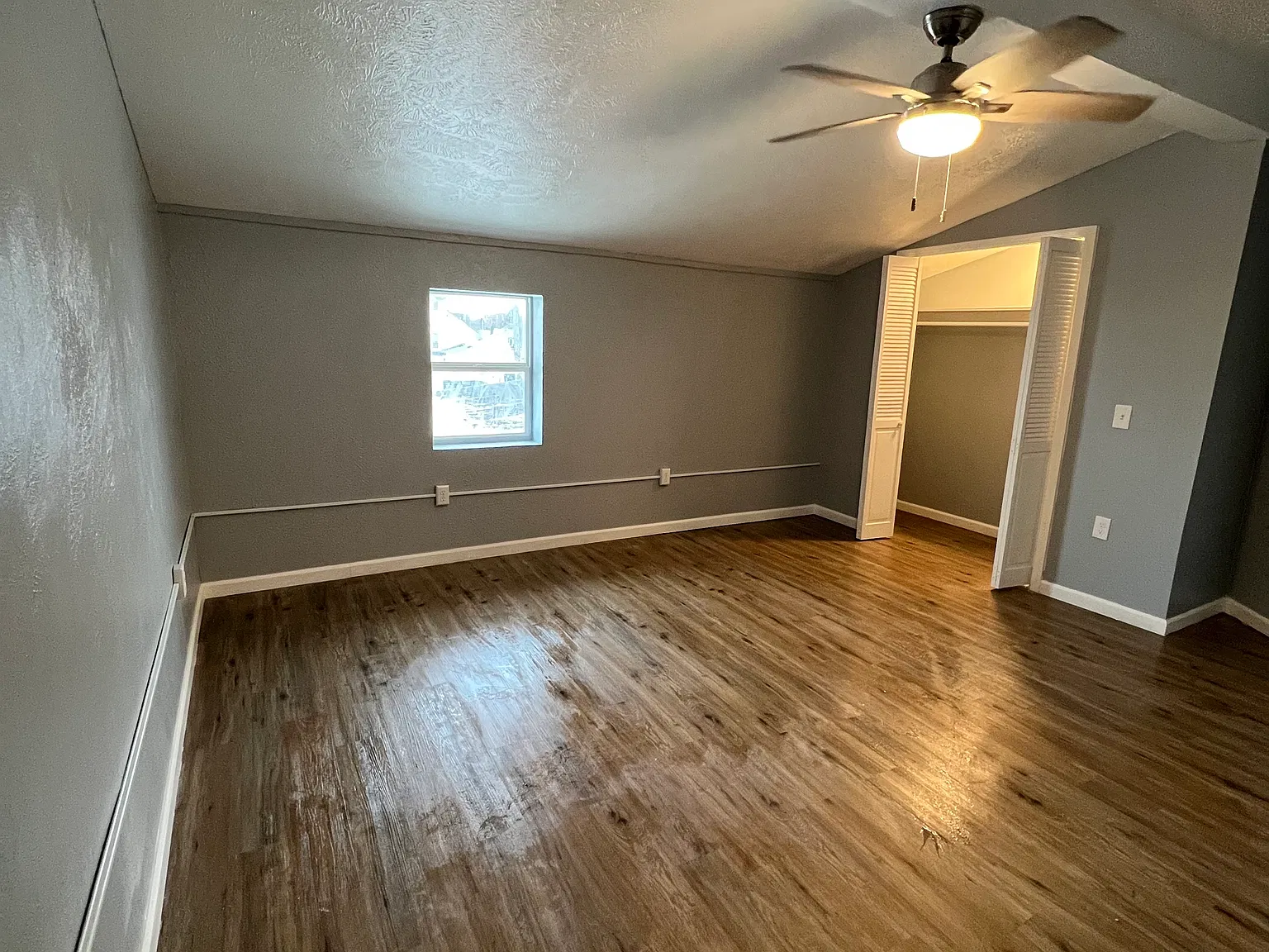2 bed, 800 sqft, $825 — Photo 3