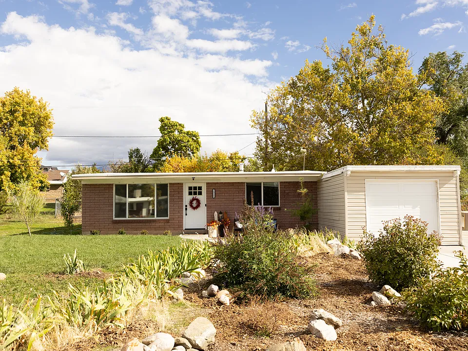 1316 Kent Cir