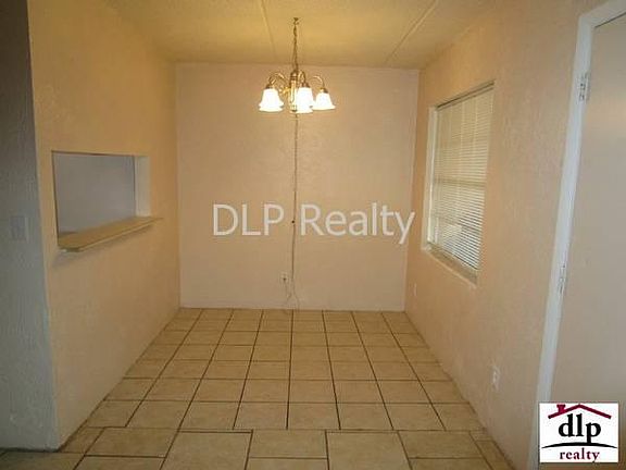 5th image of 325 8th St APT 5