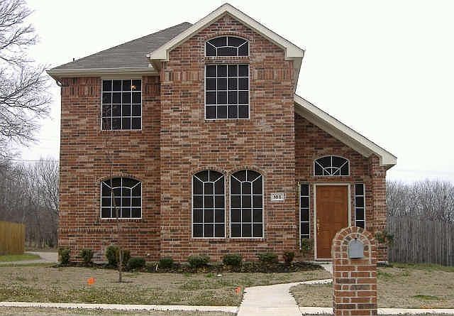 105 S. Young Boulevard, DeSoto TX 75115