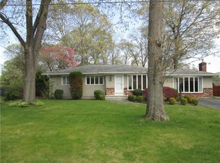 122 Spring Grove Ave, Warwick, RI 02889