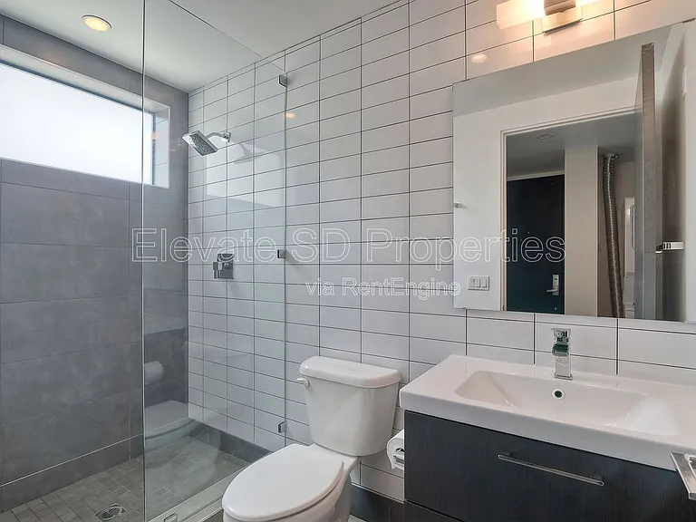 1965 Columbia St #6 — Photo 13