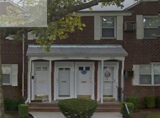 7608A 249th St #10F11, Bellerose, NY 11426