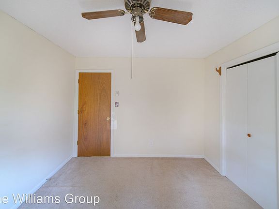 5th image of 6102 Lexington Dr