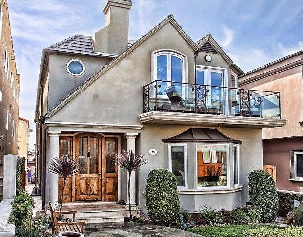 Picture perfect home on WalkStreet