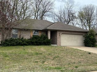 4312 S Hemlock Ave, Springfield, MO 65810