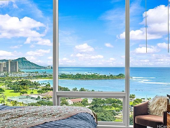 3rd image of 1118 Ala Moana Blvd APT 1606