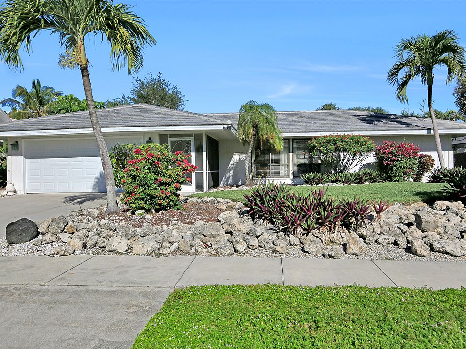1st image of 926 S Flamingo Cir