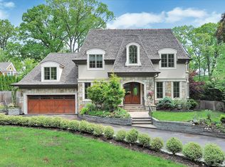 35 Forest Rd, Tenafly, NJ 07670