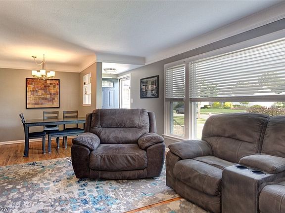 5th image of 5962 Marnell Ave