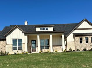 215 Stuart St, Paradise, TX 76073