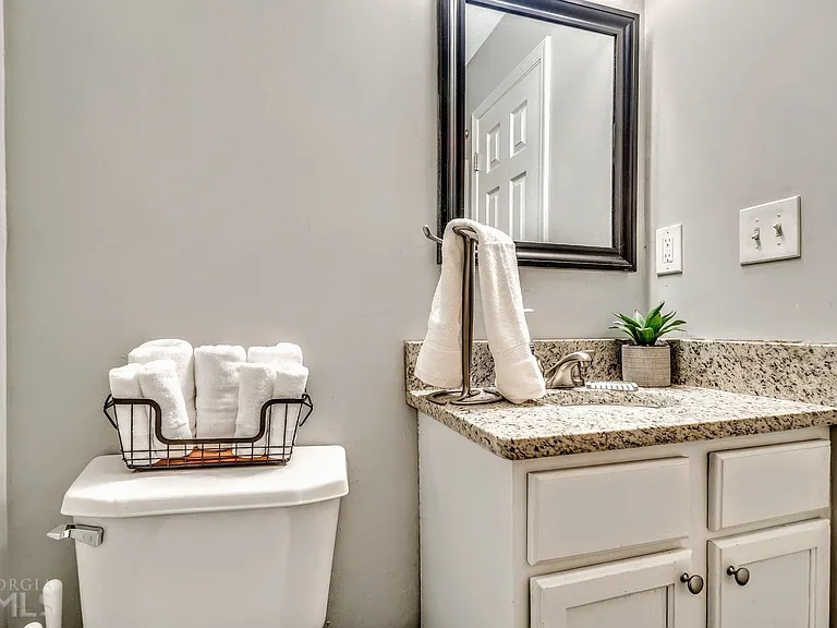 7269 Crestside Dr — Photo 20