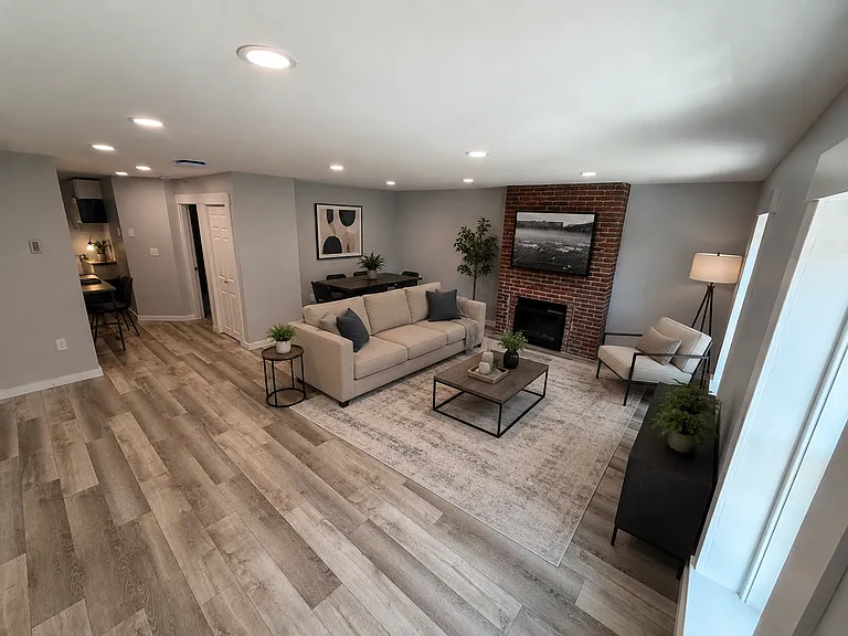 135 W Merrimack St #2 — Photo 21