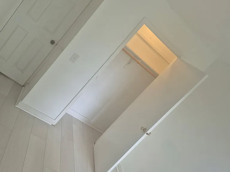 6504 Julian Ave #C1 — Photo 3