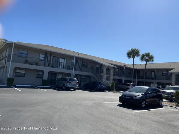 7400 Spring Hill Dr APT 209, Spring Hill, FL 34606