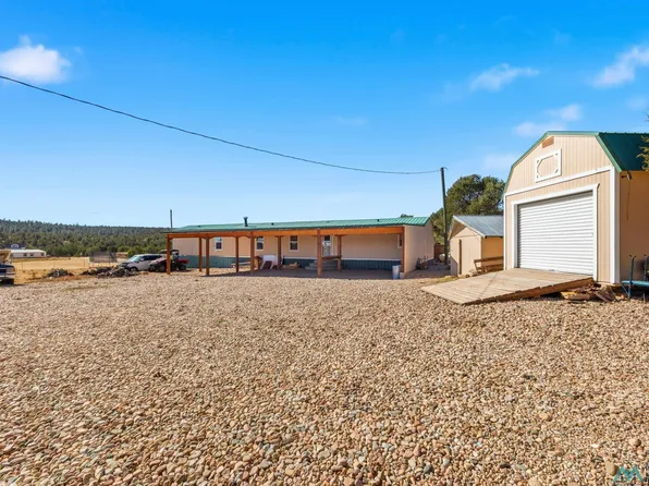 14 Gutierrez Ln, Las Vegas, NM 87701