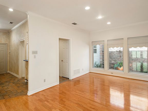 4th image of 7334 Lane Park Dr