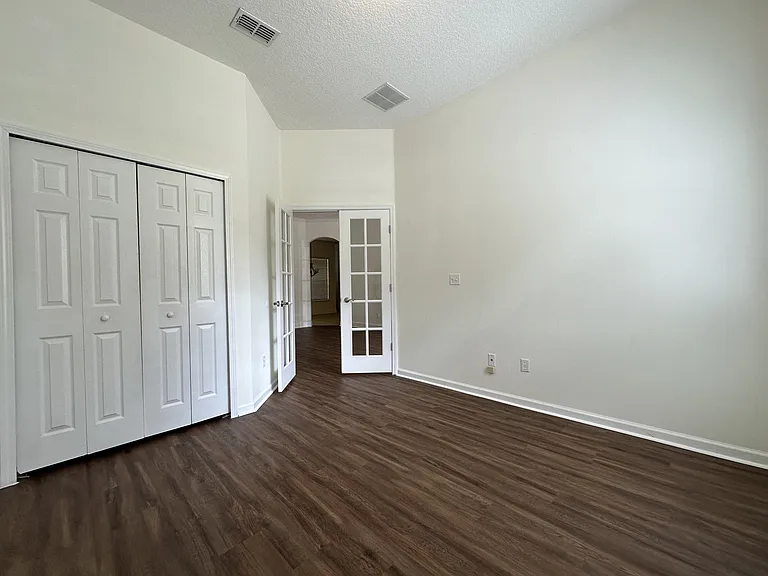 5204 Comfort Ct — Photo 19