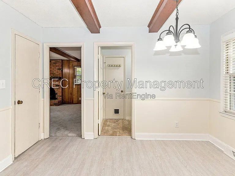321 Shaftesbury Ln — Photo 61