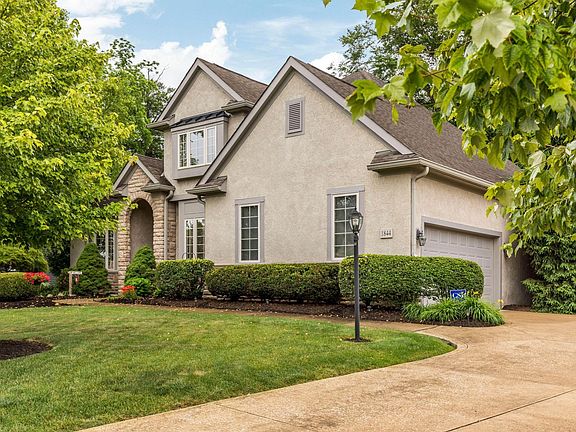 2nd image of 1844 Hazelwood Dr