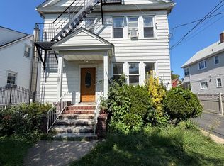 924 Monroe Ave, Elizabeth, NJ 07201