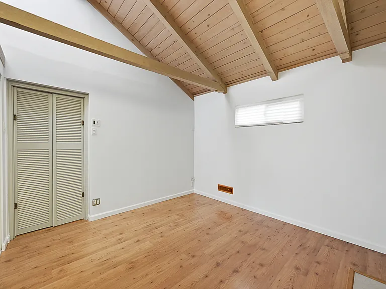 20 Kent Pl — Photo 59