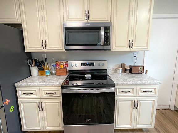 5th image of 2865 Lee St