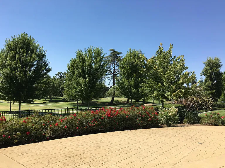 425 Regatta Ln #103 — Photo 33