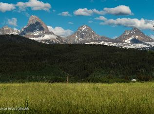 435 Snow Crest Ranch Dr, Driggs, ID 83422