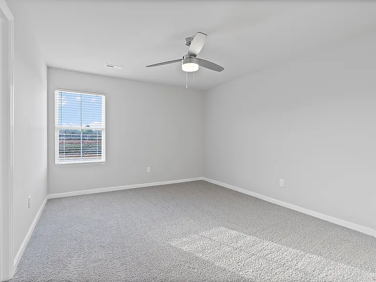 4020 Ryan Dr — Photo 6