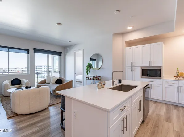 3131 N CENTRAL Avenue #3016, Phoenix, AZ 85012