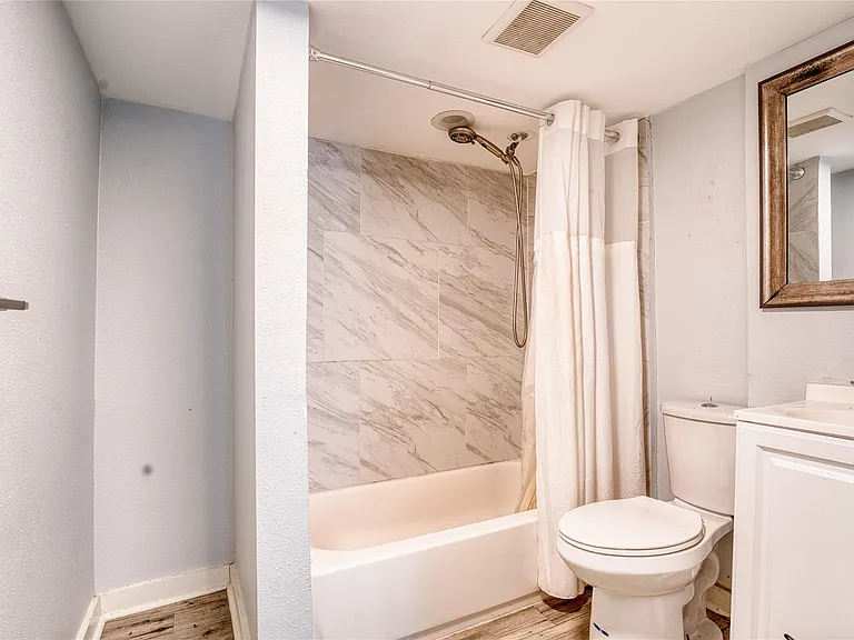 1917 Avenue M 1/2 — Photo 14