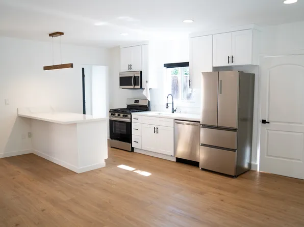 8192 Laurelmont Dr, Los Angeles, CA 90046