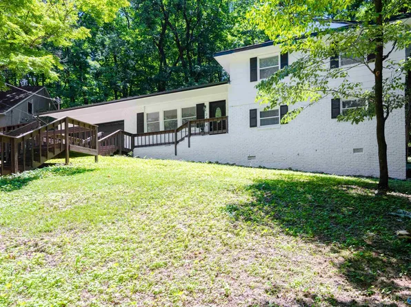2404 Polk Dr NE, Huntsville, AL 35801