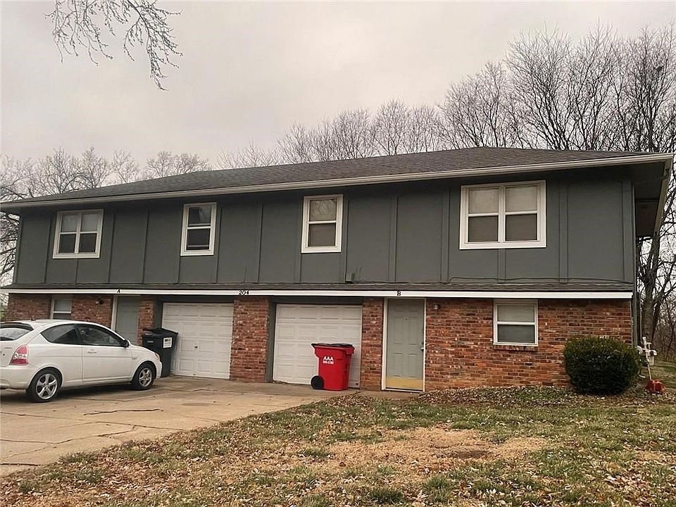 1st image of 204 NE Westwind Dr #B