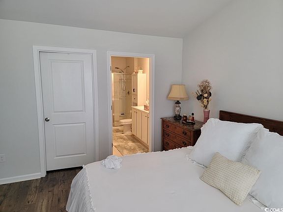 4th image of 1856 Melville Ct.
