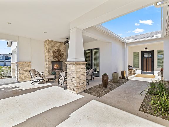 3rd image of 10921 N Blakely St