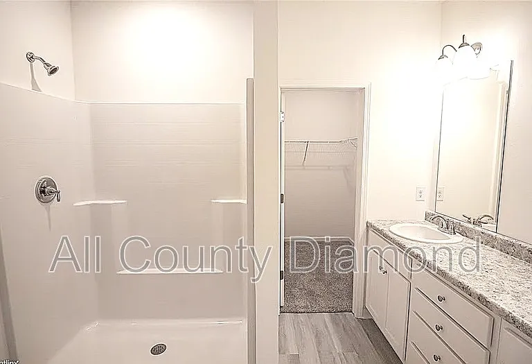 30 Sandywoods Ct — Photo 13