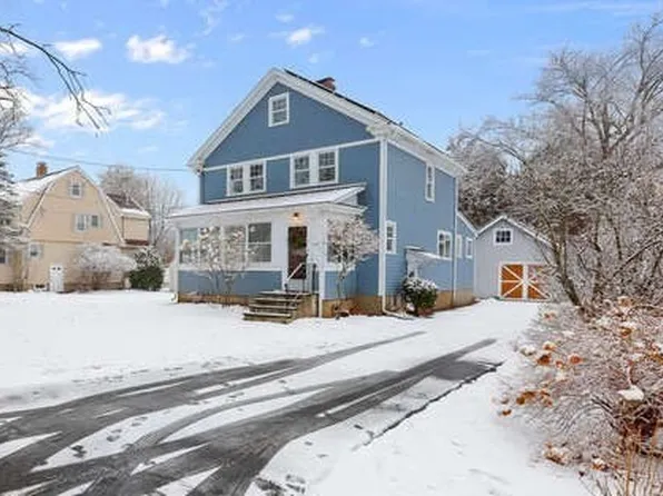 42 Woodland St, Natick, MA 01760