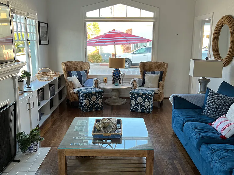 227 Apolena Ave — Photo 11