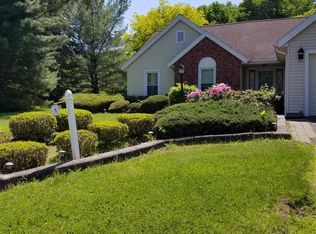 1 Rockefeller Blvd, Rensselaer, NY 12144