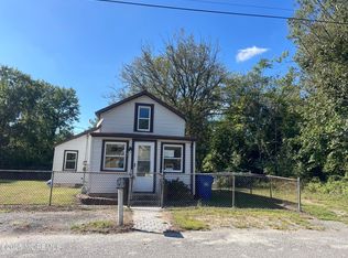 1 2nd St, Lakehurst, NJ 08733