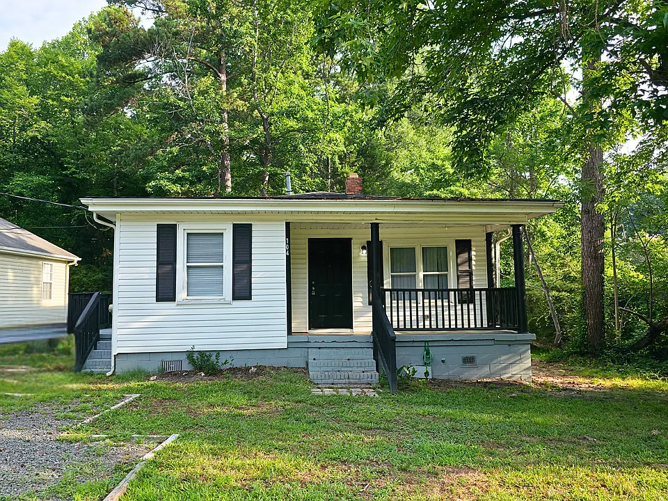 104 Archdale Dr