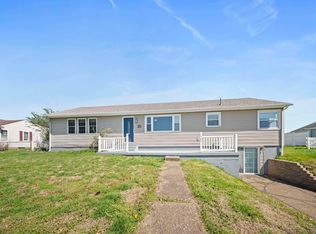 707 2nd St E, South Point, OH 45680