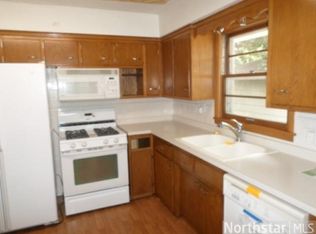 7632 Plymouth Ave N, Golden Valley, MN 55427